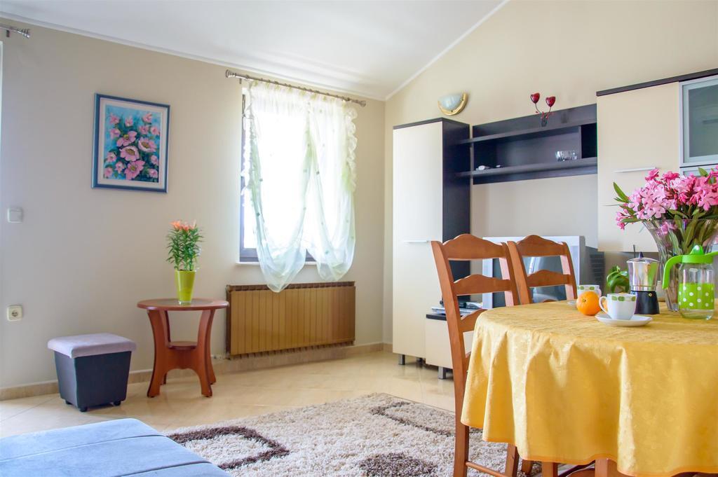 Apartment Roko Umag Ngoại thất bức ảnh