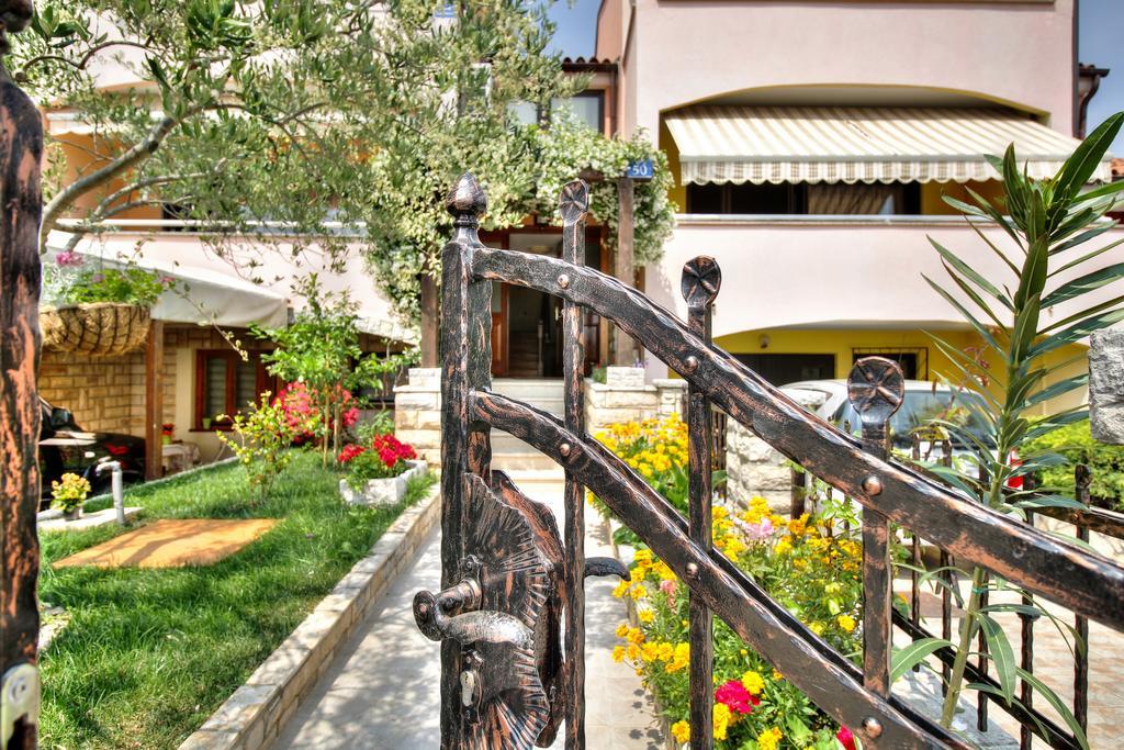 Apartment Roko Umag Ngoại thất bức ảnh